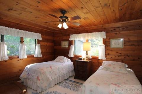 751 Wildwood Dr, Deep Gap, NC 28618 photo 9