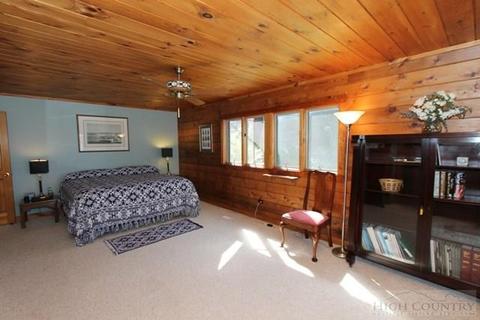 751 Wildwood Dr, Deep Gap, NC 28618 photo 4