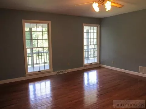 114 Cherry Dr, Jefferson, NC 28640 photo 5