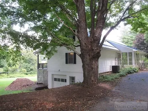 114 Cherry Dr, Jefferson, NC 28640 photo 31