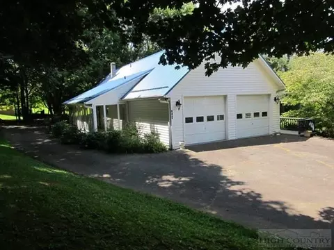 114 Cherry Dr, Jefferson, NC 28640 photo 23