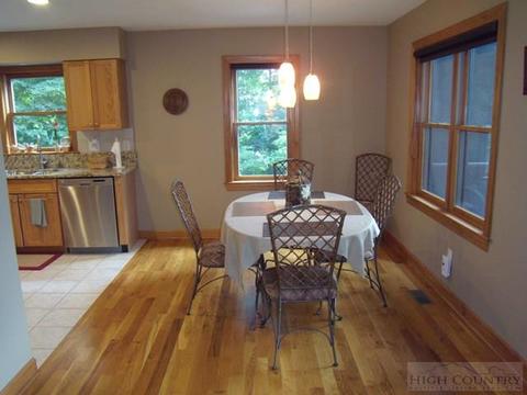 357 Springwood Dr, Boone, NC 28607 photo 3