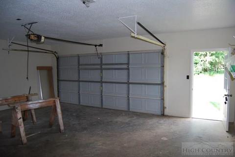 355 Harold Rd, Sparta, NC 28675 photo 3
