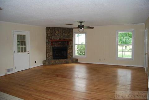 355 Harold Rd, Sparta, NC 28675 photo 7