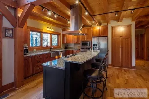 252 Wasatch Dr, Boone, NC 28607 photo 32