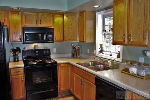 180 Greens View Ct, Deep Gap, NC 28618 photo 25