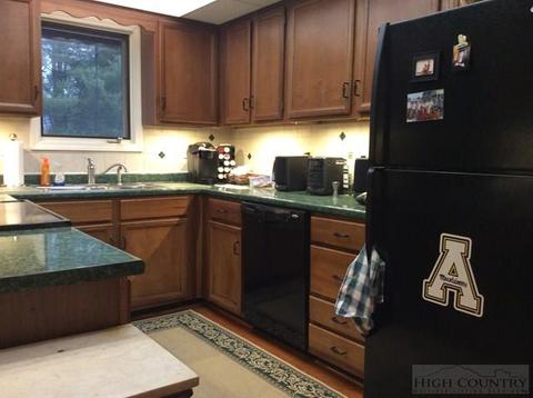 187 Juniper Dr, Boone, NC 28607 photo 4