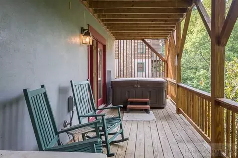 247 Streamside Ln, Seven Devils, NC 28604 photo 9