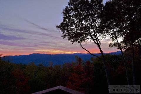 447 Wildwood Dr, Deep Gap, NC 28618 photo 8