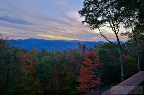 447 Wildwood Dr, Deep Gap, NC 28618 photo 5