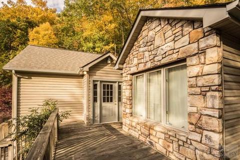 621 Benjamin, Boone, NC 28607 photo 17