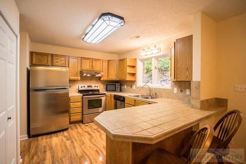 621 Benjamin, Boone, NC 28607 photo 23