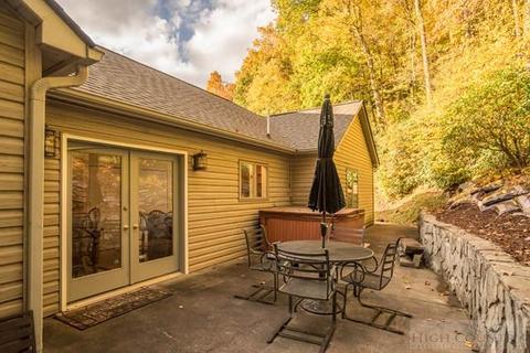 621 Benjamin, Boone, NC 28607 photo 10