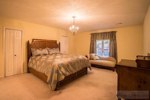 621 Benjamin, Boone, NC 28607 photo 20
