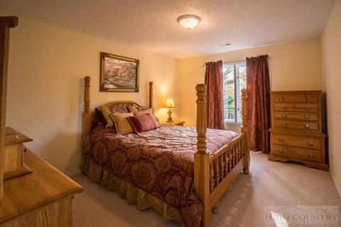 621 Benjamin, Boone, NC 28607 photo 5