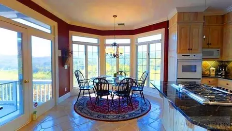 931 Hickory, Boone, NC 28607 photo 9