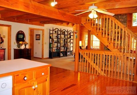 521 Daniel Dr, Boone, NC 28607 photo 6