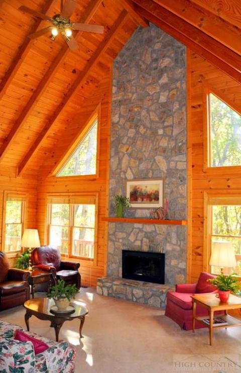 521 Daniel Dr, Boone, NC 28607 photo 3