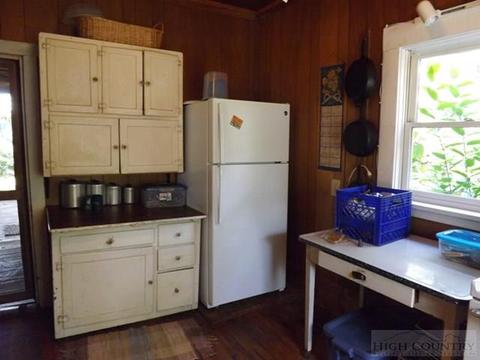 554 Sally Rd, Sparta, NC 28675 photo 26