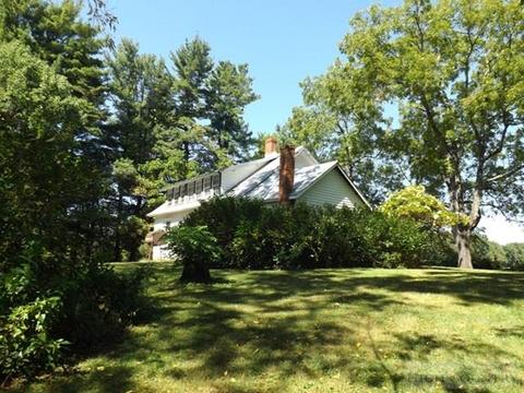 554 Sally Rd, Sparta, NC 28675 photo 2