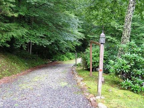 182 Pine Loop, Newland, NC 28657 photo 8
