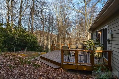 151 Foxwood Ests, Boone, NC 28607 photo 3