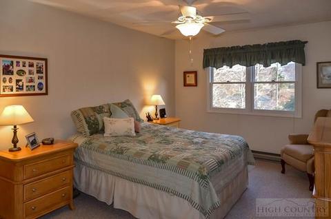 151 Foxwood Ests, Boone, NC 28607 photo 4