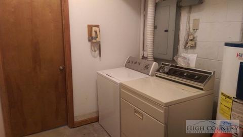 183 Willow Loop, Newland, NC 28657 photo 4