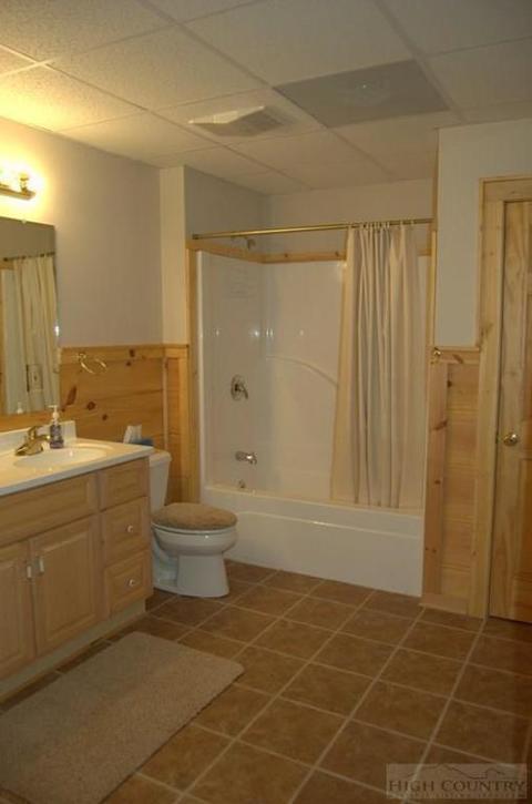 732 Twisted River Dr, Creston, NC 28615 photo 17