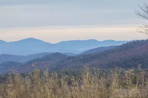 321 Bynum Trivette Rd, Deep Gap, NC 28618 photo 3