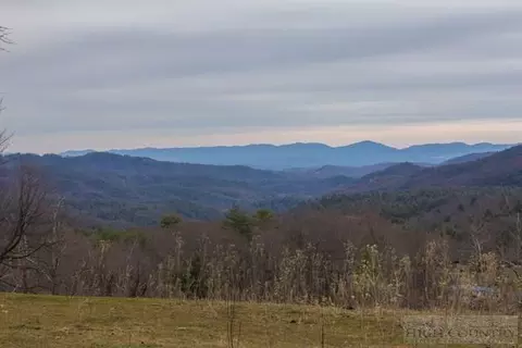 321 Bynum Trivette Rd, Deep Gap, NC 28618 photo 1