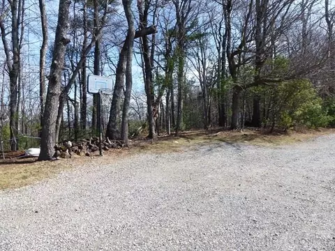 190 Mary Ellen Ln, Deep Gap, NC 28618 photo 6