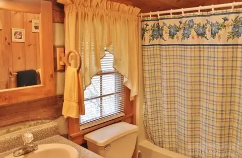136 Old Mill Rd, Todd, NC 28684 photo 10