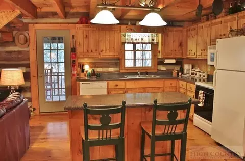136 Old Mill Rd, Todd, NC 28684 photo 21