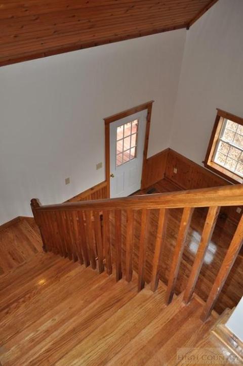 189 Daisy Dr, Todd, NC 28684 photo 12