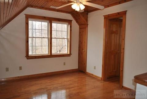 189 Daisy Dr, Todd, NC 28684 photo 7