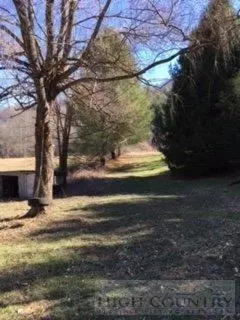 697 Coy Ham Rd, Lansing, NC 28643 photo 7