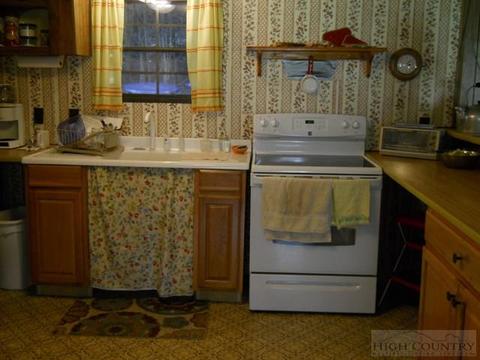 1427 Roundabout Rd, Creston, NC 28615 photo 36