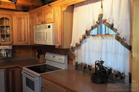 1087 Waterfall Rd, Sparta, NC 28675 photo 5
