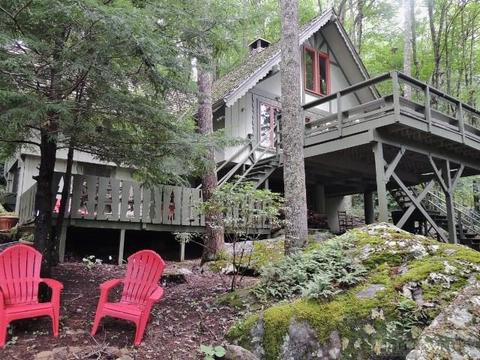 121 Pecan, Boone, NC 28607 photo 2