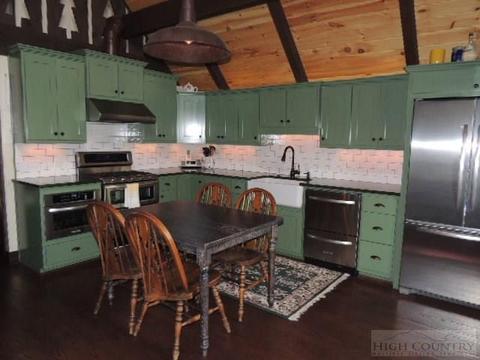 121 Pecan, Boone, NC 28607 photo 23