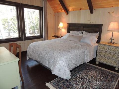 121 Pecan, Boone, NC 28607 photo 3