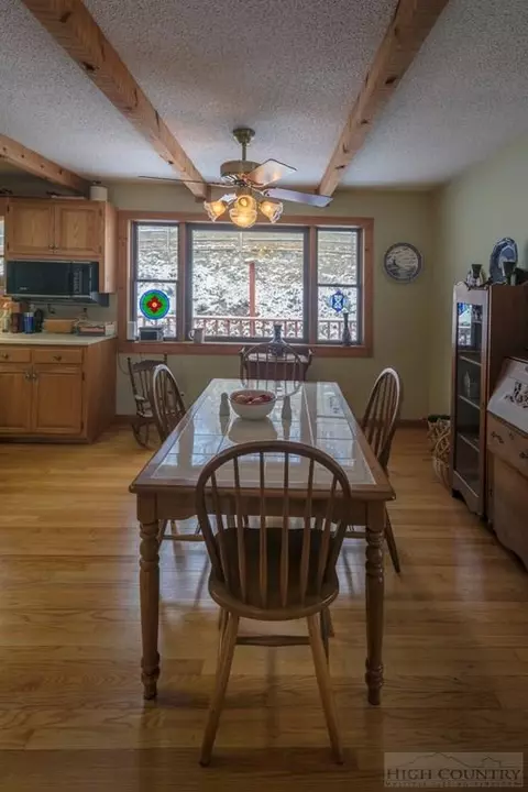 358 Crestview Dr, Creston, NC 28615 photo 4