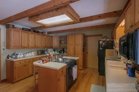 358 Crestview Dr, Creston, NC 28615 photo 7