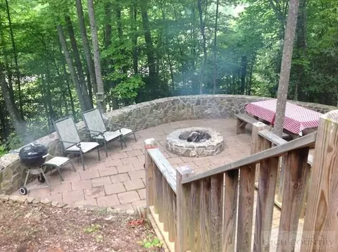 3045 Nile Rd, Sparta, NC 28675 photo 9