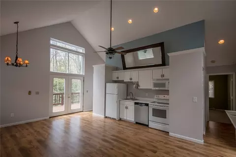 176 Jack Pine Loop, Newland, NC 28657 photo 8