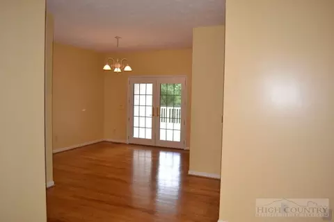 228 Hillside Dr, Jefferson, NC 28640 photo 8