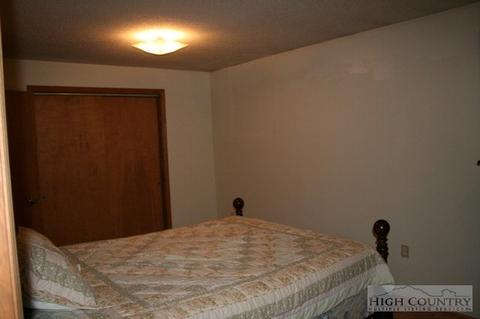 660 Big Windfall Rd, Lansing, NC 28643 photo 14