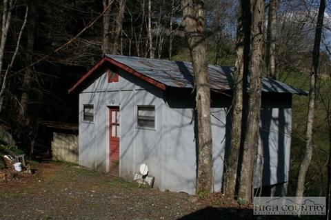 660 Big Windfall Rd, Lansing, NC 28643 photo 19