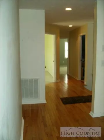 274 Ridge Dr, Boone, NC 28607 photo 3